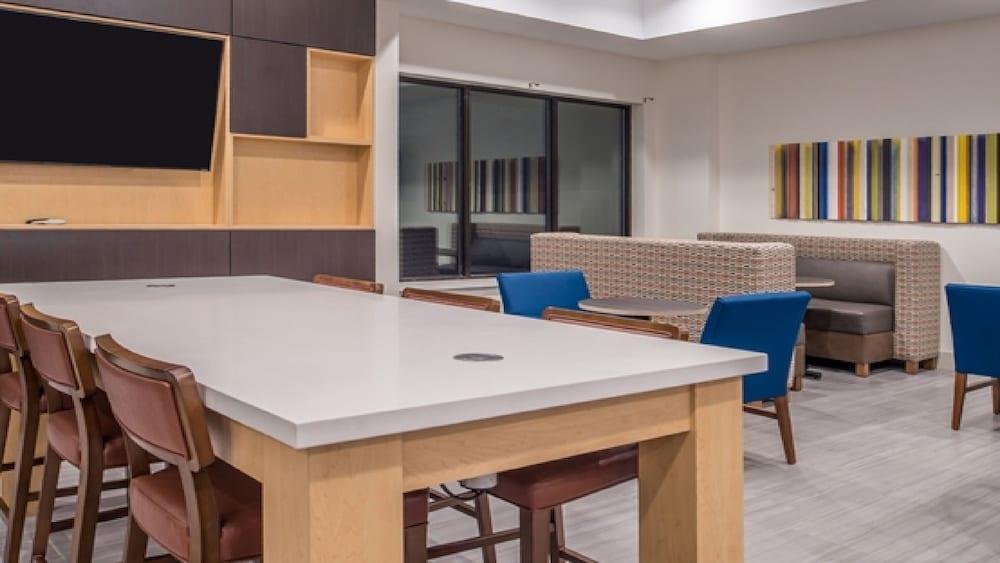Holiday Inn Express Hotel & Suites La Place By Ihg Exteriör bild