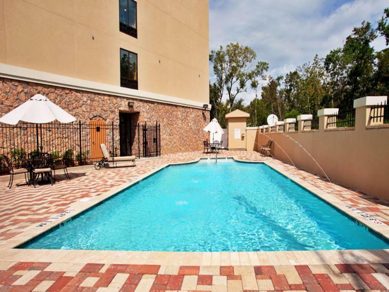 Holiday Inn Express Hotel & Suites La Place By Ihg Exteriör bild
